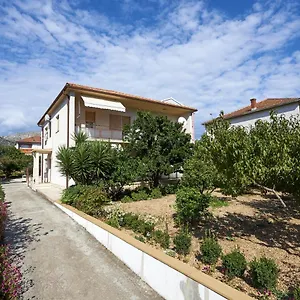 And With Parking Space - 13102 Maison d'hôtes Trogir